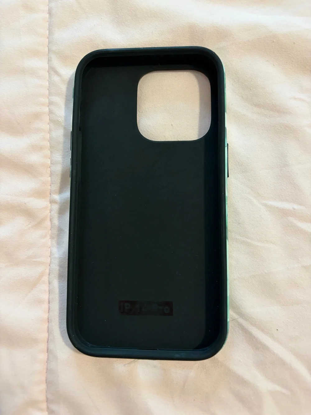 iPhone 14Pro Green clover case